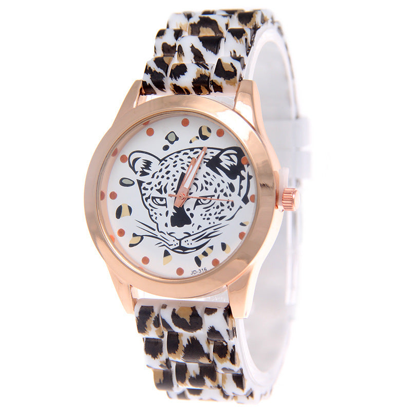 Stylish leopard print watch