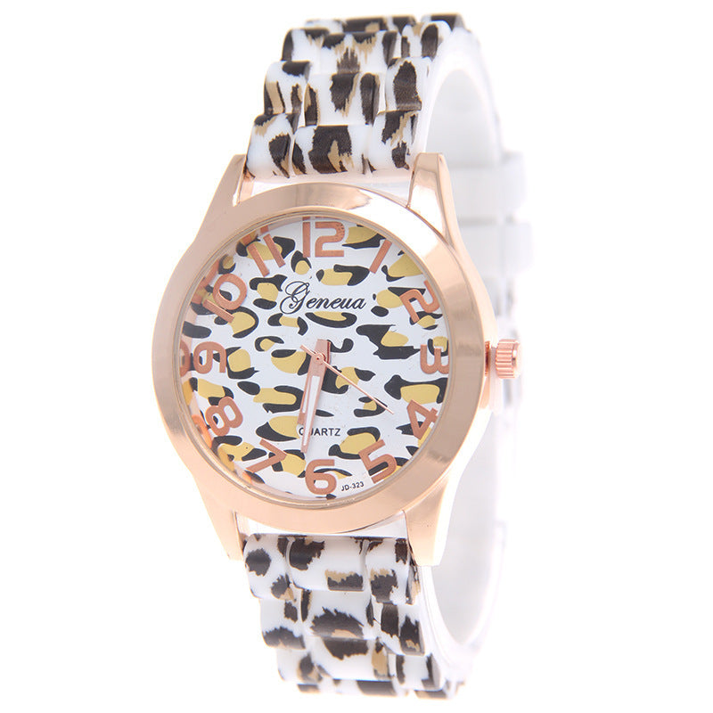 Stylish leopard print watch