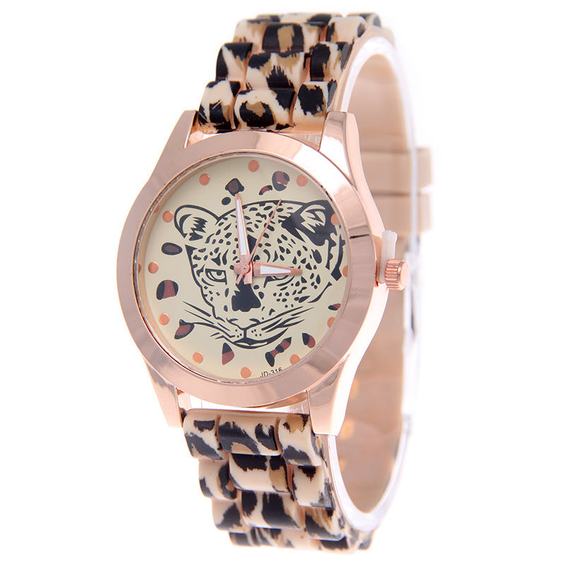 Stylish leopard print watch